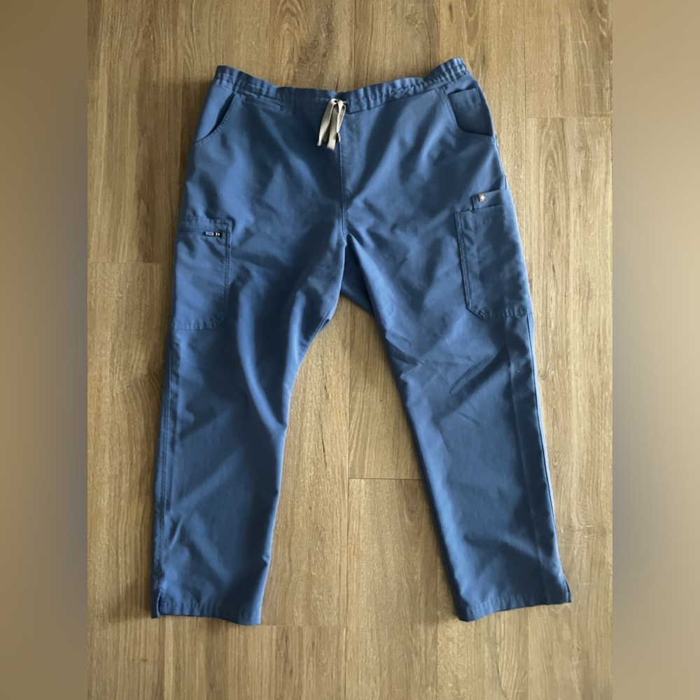 Figs Women's Ceil Blue Scrub Bottoms